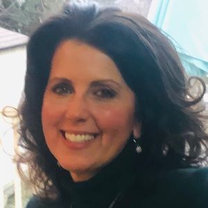 Meet your Posher, Carol